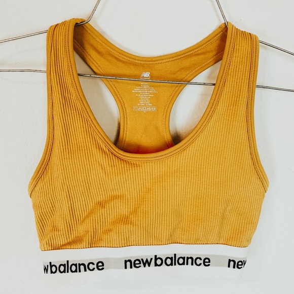 New Balance Sports Bra - Picture 3 of 4